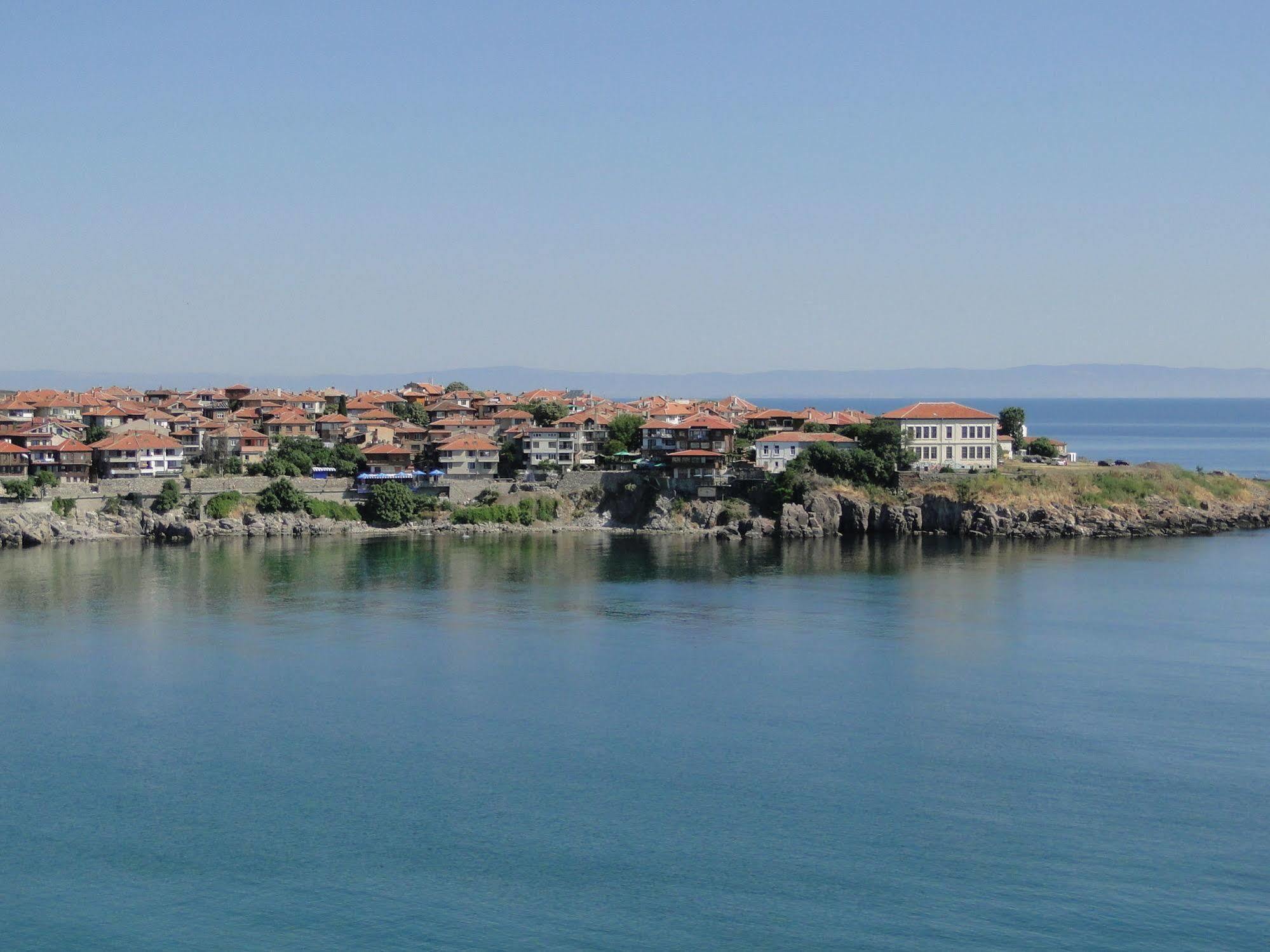 Hotel Coral Sozopol Esterno foto